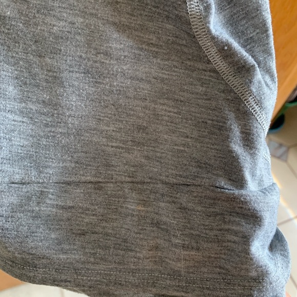 ATHLETIC WORKS “FEAR LESS” TANK TOP 21” PTP - Picture 4 of 4